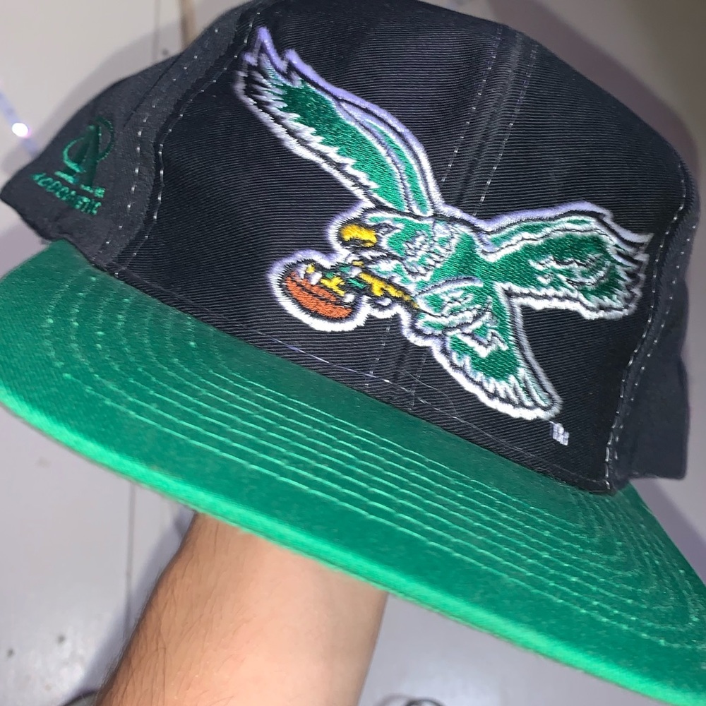 Philadelphia Eagles 1990s to 1980s proline logo authentic snapback hat